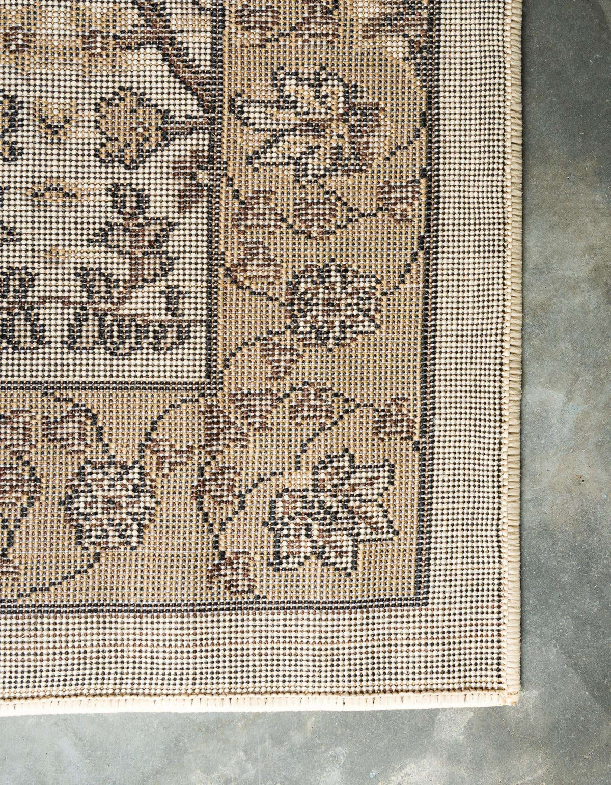 Rechteck Teppich Isfahan Design in Beige von Hadorn™ - Lifestyle Image