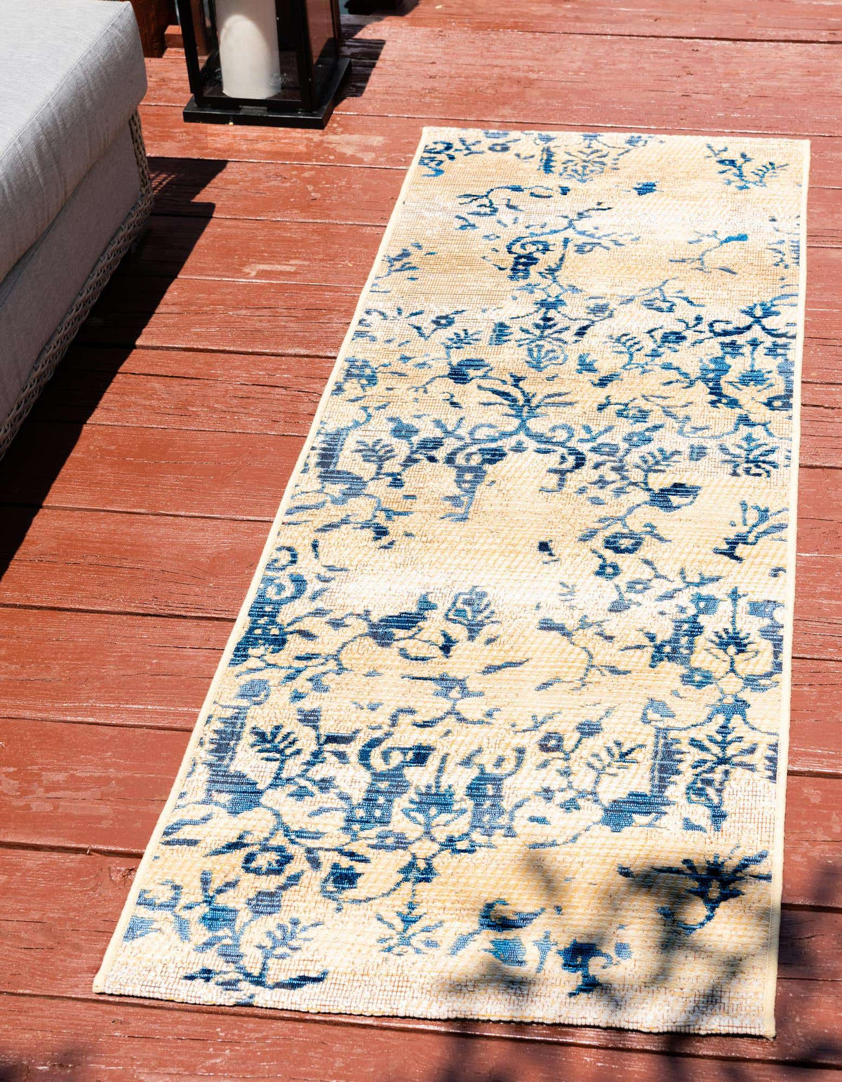 Läufer Outdoor Teppich Outdoor Botanical in Beige von Hadorn™ - Lifestyle Image