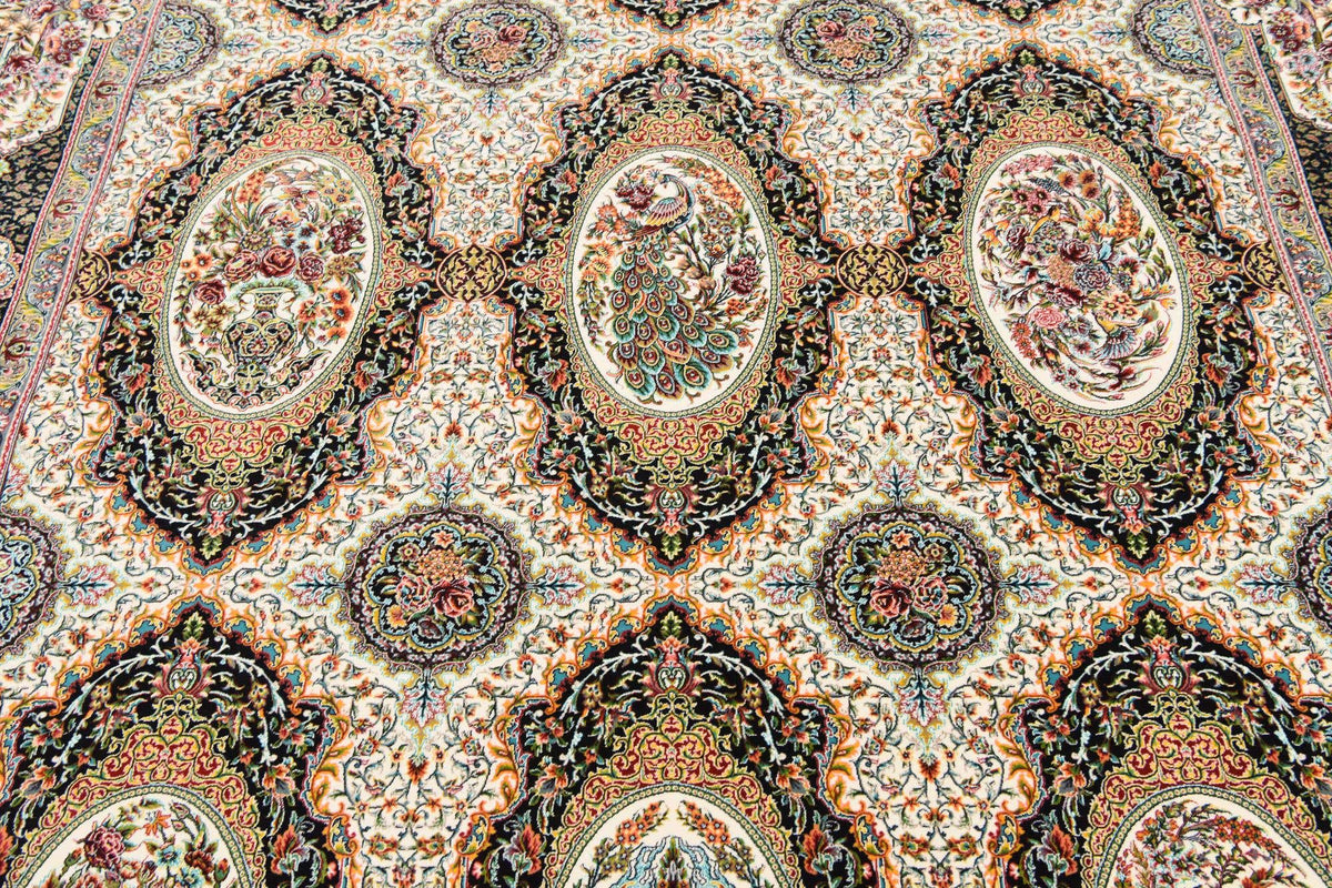 Rechteck Teppich Dynasty in Beige von Hadorn™ - Lifestyle Image