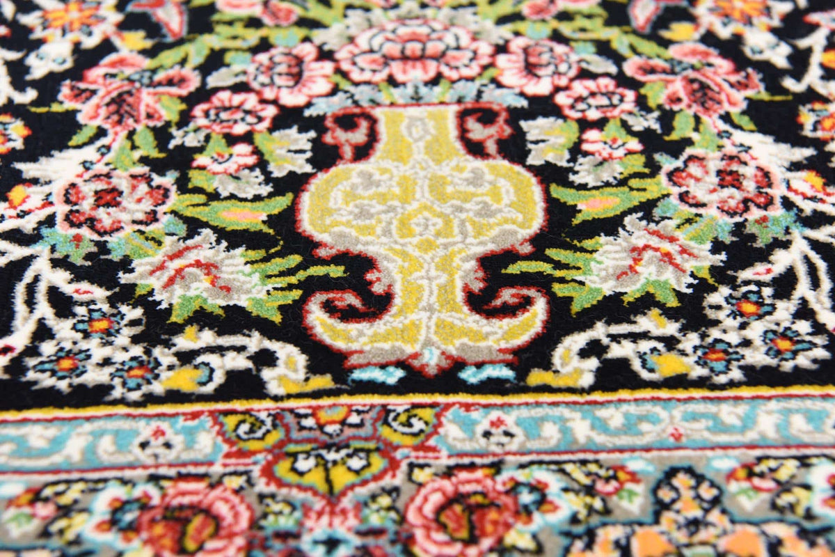 Rechteck Teppich Dynasty in Beige von Hadorn™ - Lifestyle Image