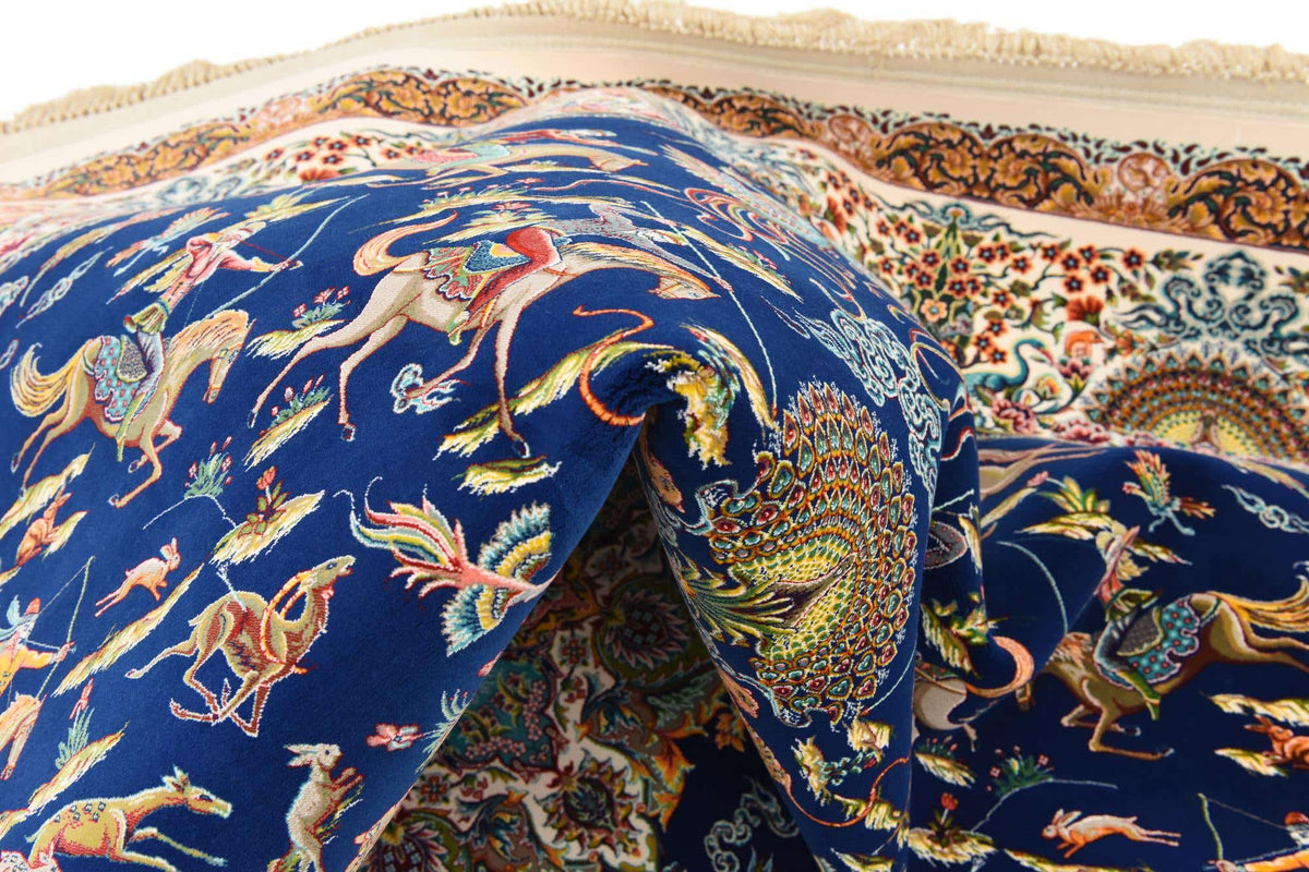 Rechteck Teppich Dynasty in Dunkelblau von Hadorn™ - Lifestyle Image