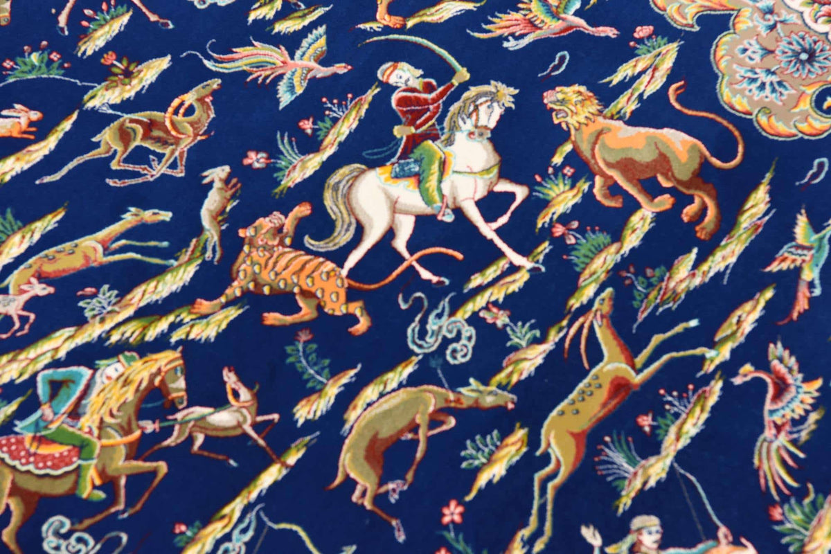 Rechteck Teppich Dynasty in Dunkelblau von Hadorn™ - Lifestyle Image