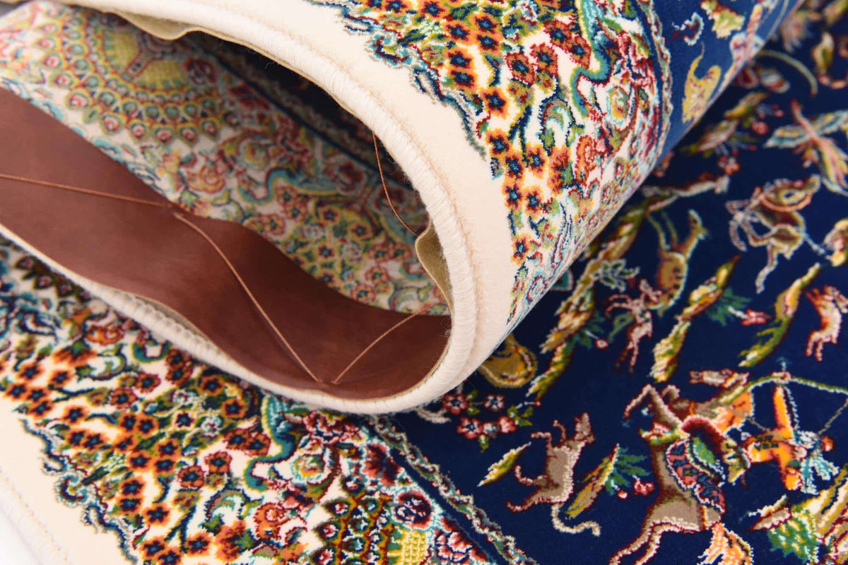 Läufer Teppich Dynasty in Dunkelblau von Hadorn™ - Lifestyle Image