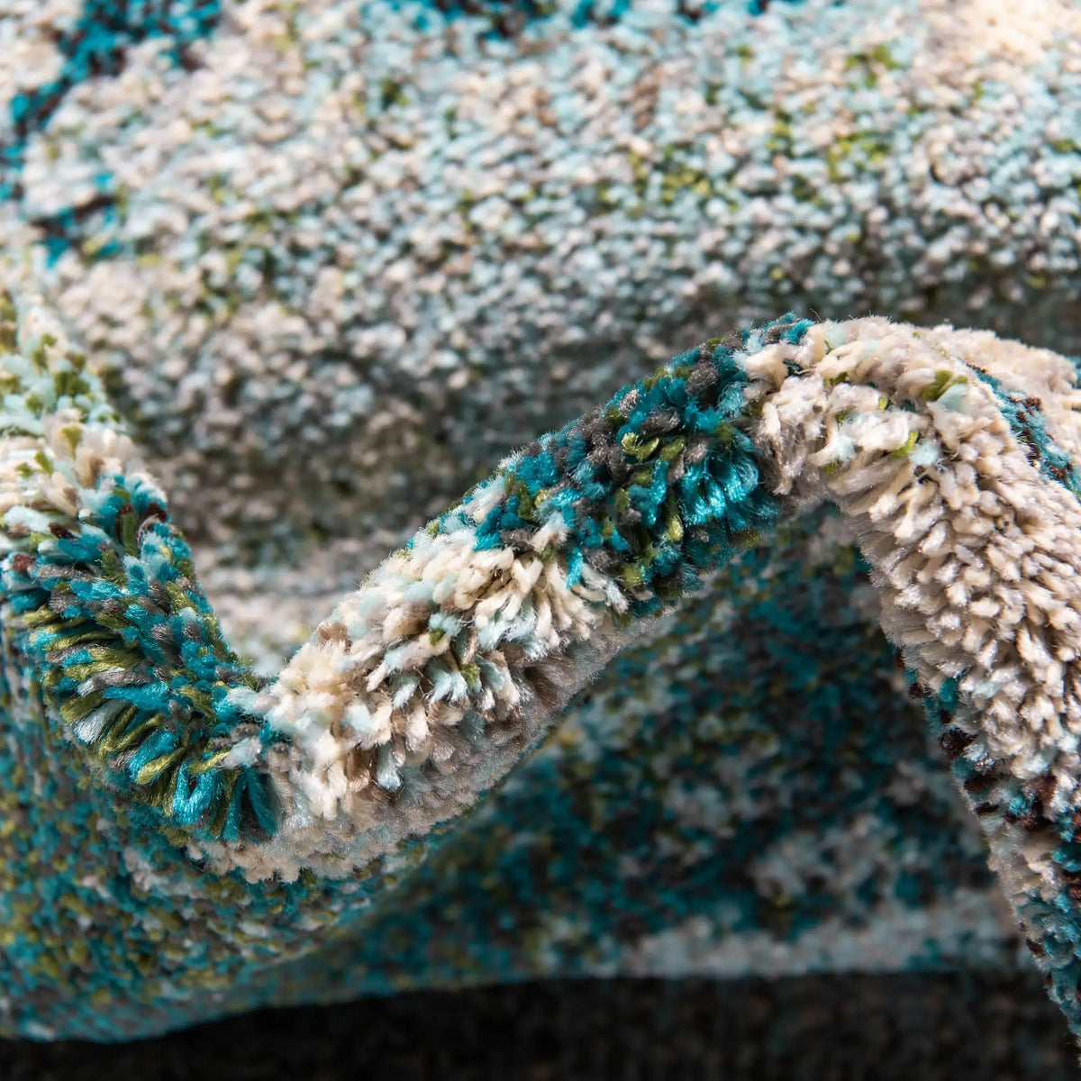 Rechteck Teppich Alta in Grün von Hadorn™ - Lifestyle Image