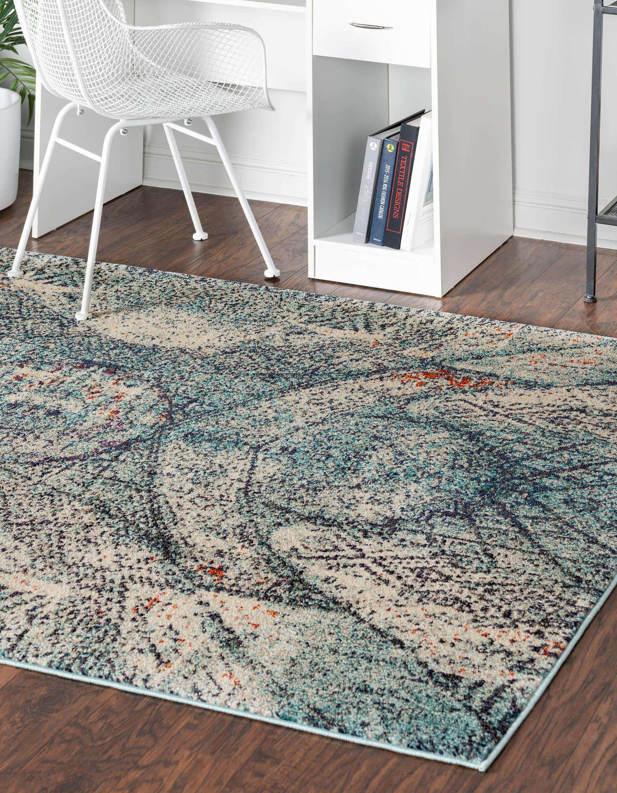 Rechteck Teppich Arte in Blau von Hadorn™ - Lifestyle Image
