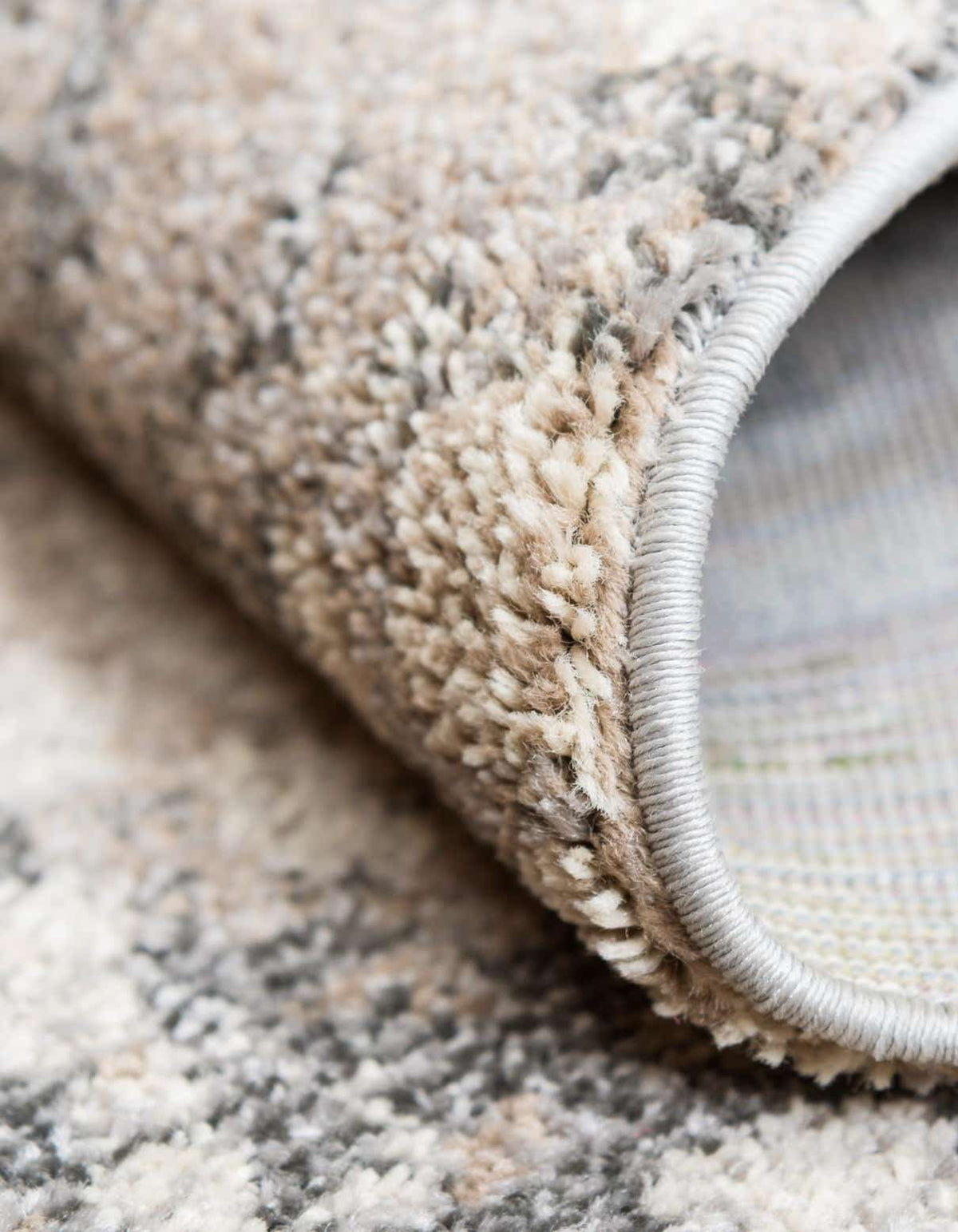 Rechteck Teppich Spectrum in Grau von Hadorn™ - Lifestyle Image