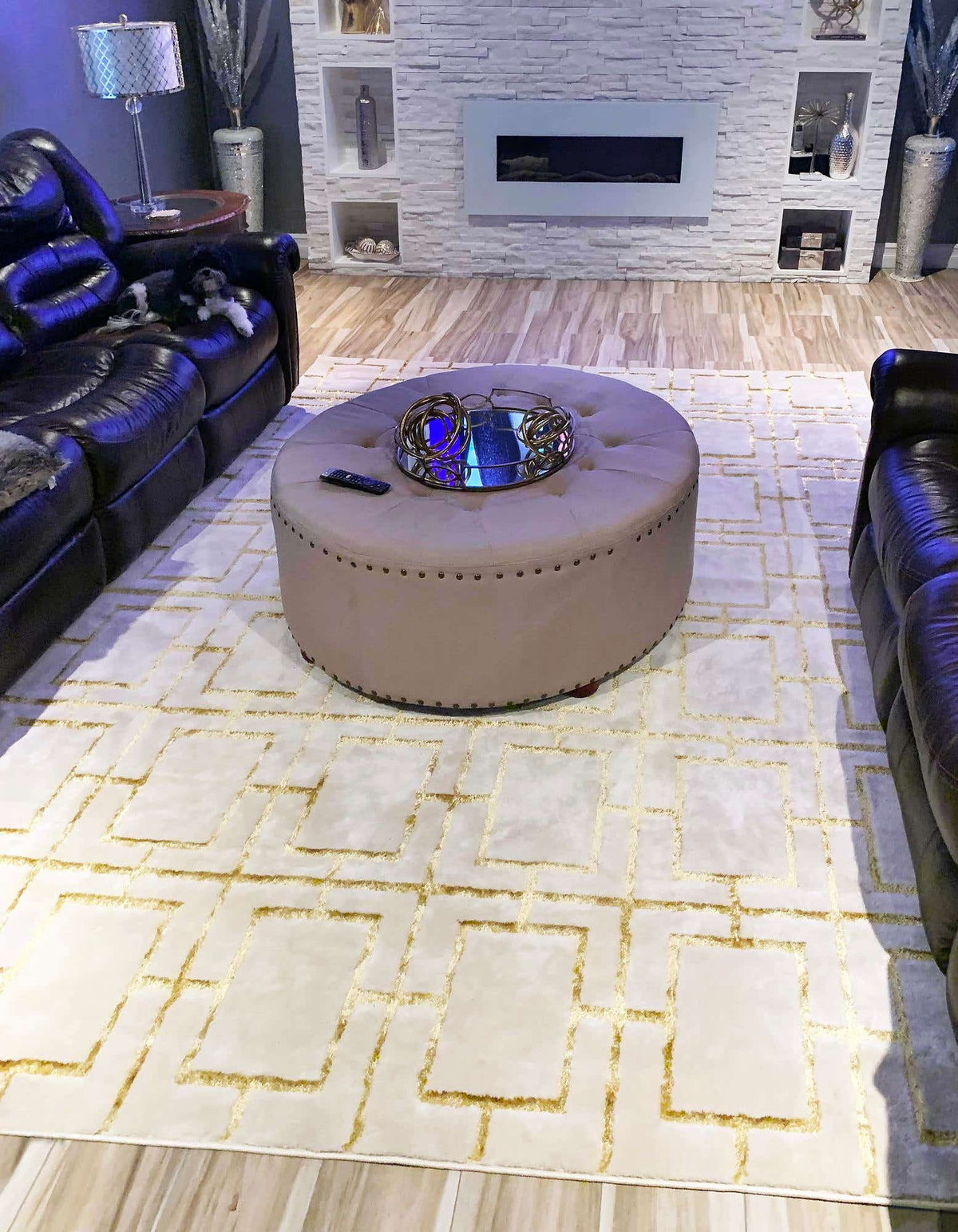 Rechteck Teppich Marilyn Monroe™ Glam Trellis in Weiss von Hadorn™ - Lifestyle Image