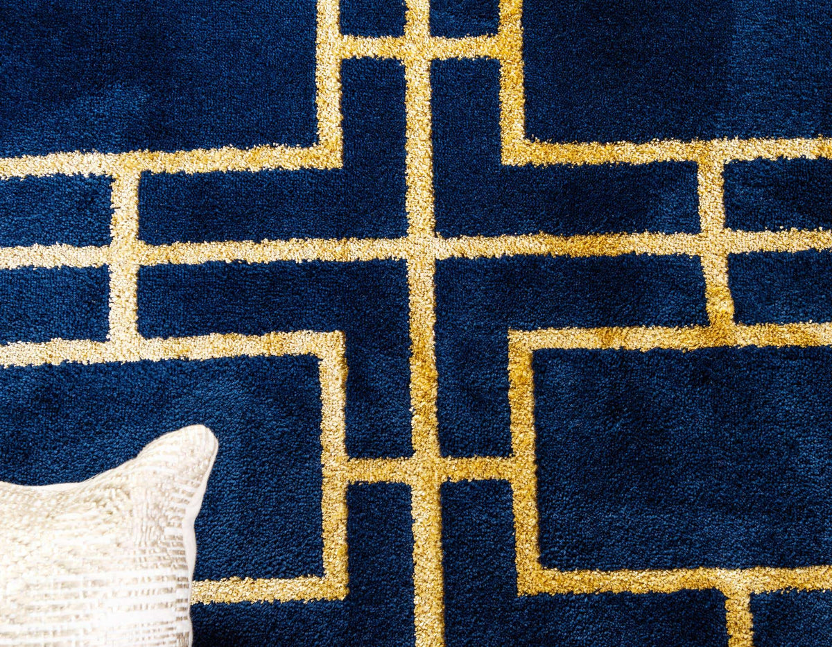 Rechteck Teppich Marilyn Monroe™ Glam Trellis in Blau von Hadorn™ - Lifestyle Image