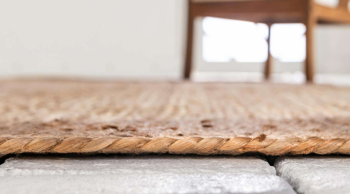 Quadratisch Teppich Braided Jute in Natürlich von Hadorn™ - Lifestyle Image