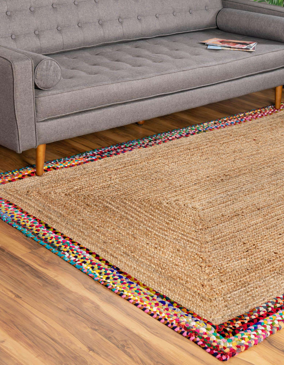 Rechteck Teppich Braided Jute in Natürlich von Hadorn™ - Lifestyle Image