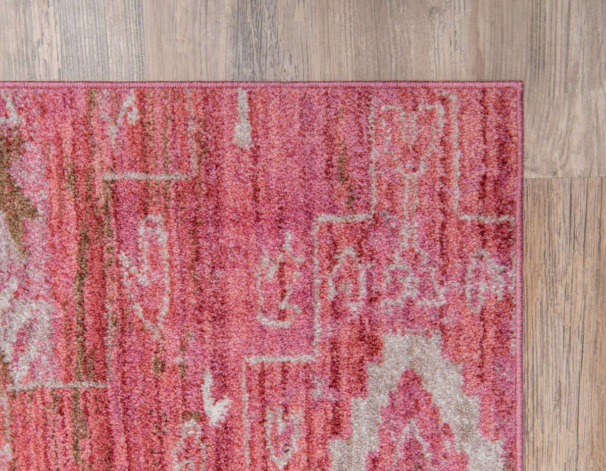 Rechteck Teppich Madrid in Rosa von Hadorn™ - Lifestyle Image