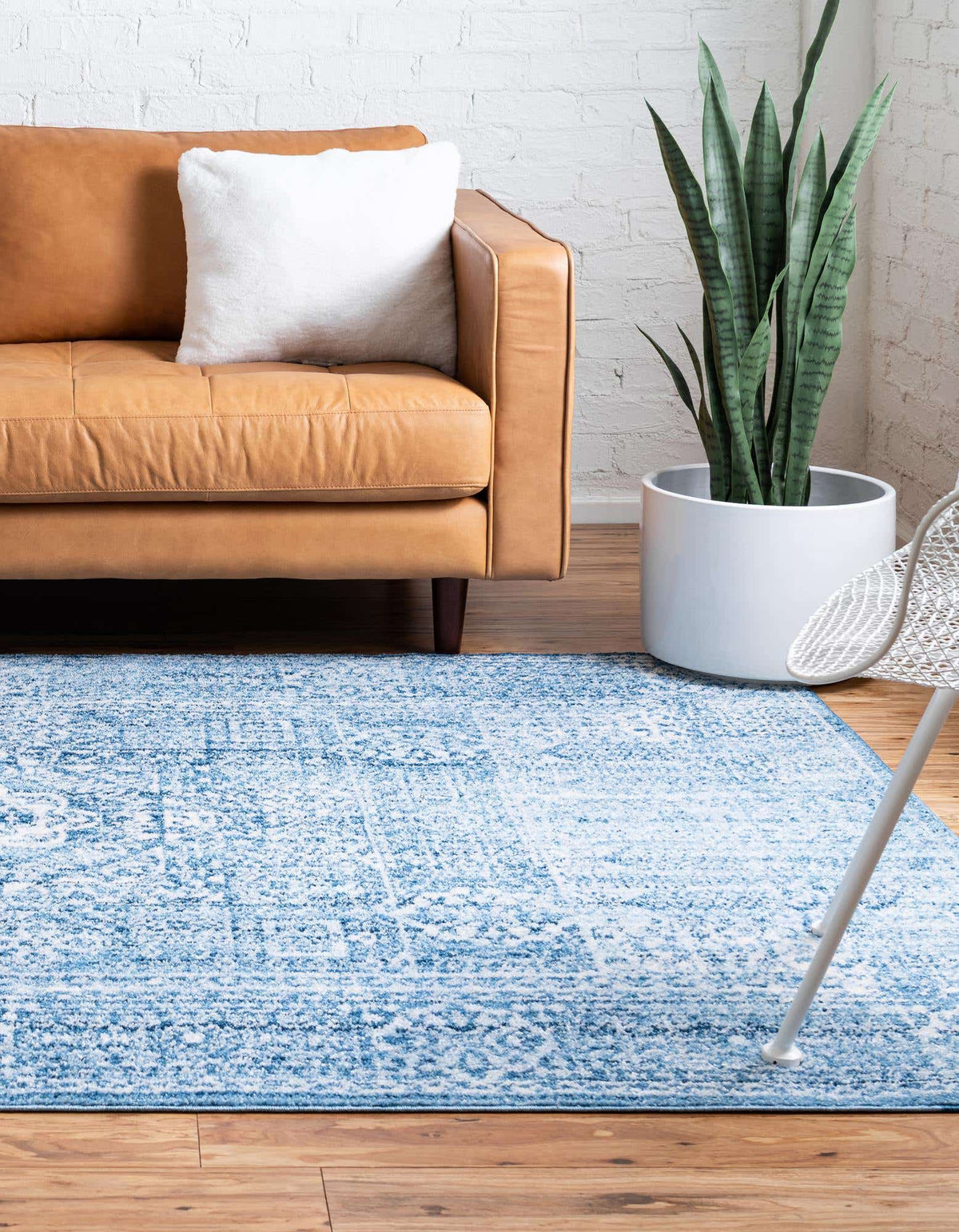 Rechteck Teppich Brooklyn in Blau von Hadorn™ - Lifestyle Image