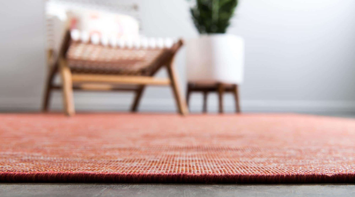 Rechteck Outdoor Teppich Outdoor Solid in Rot von Hadorn™ - Lifestyle Image