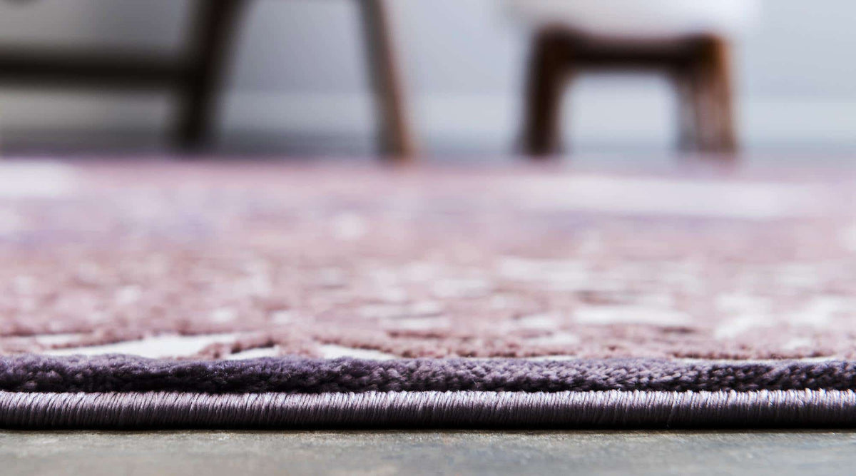 Rechteck Teppich Chesterfield in Violett von Hadorn™ - Lifestyle Image