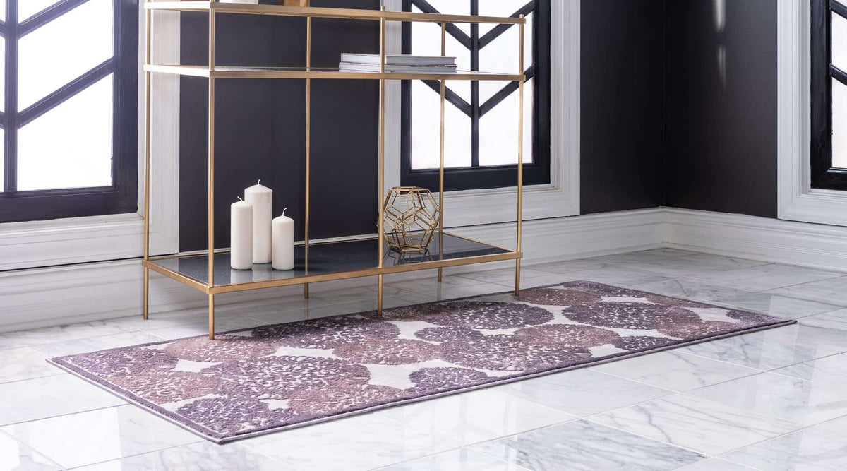 Läufer Teppich Chesterfield in Violett von Hadorn™ - Lifestyle Image