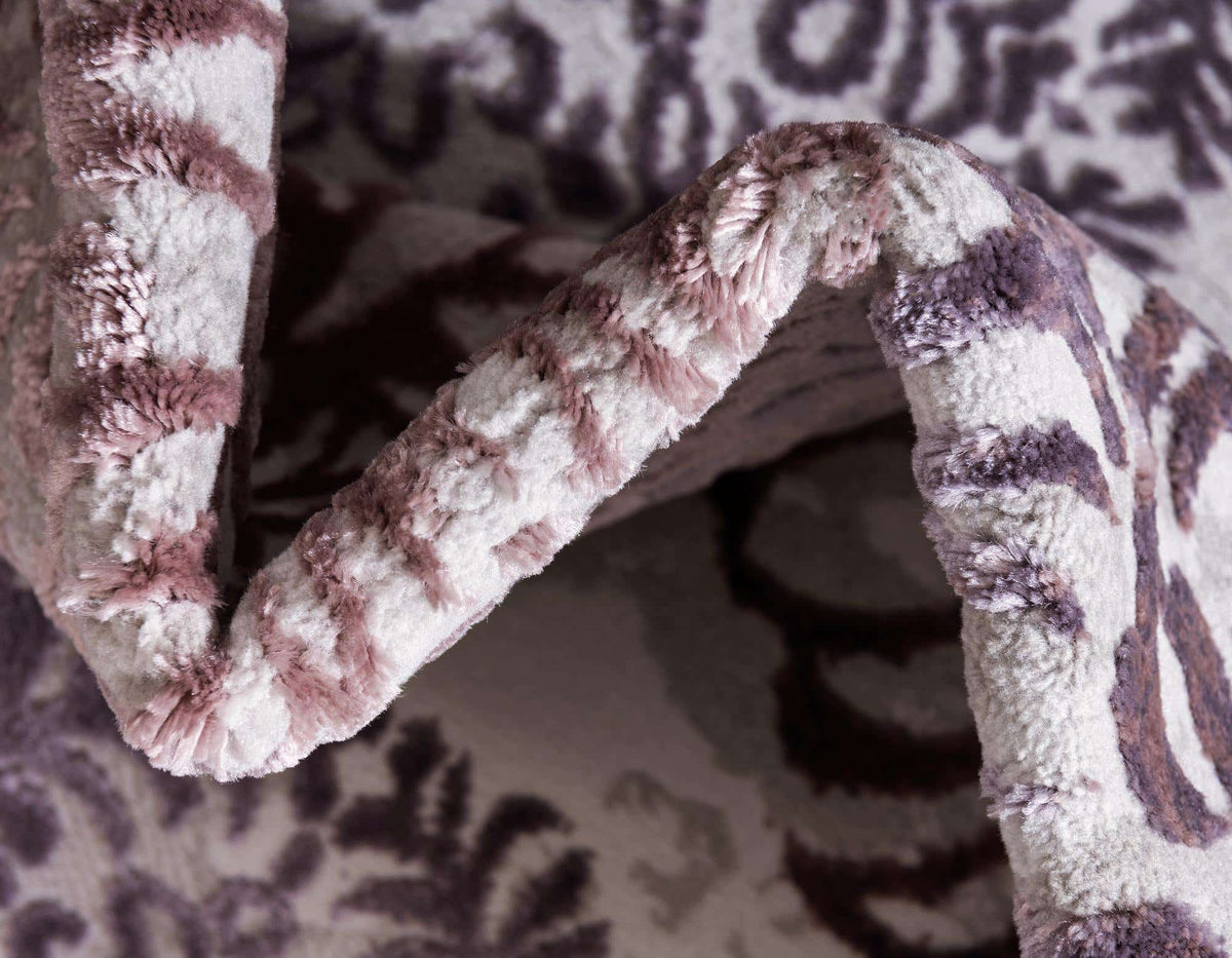 Läufer Teppich Chesterfield in Violett von Hadorn™ - Lifestyle Image