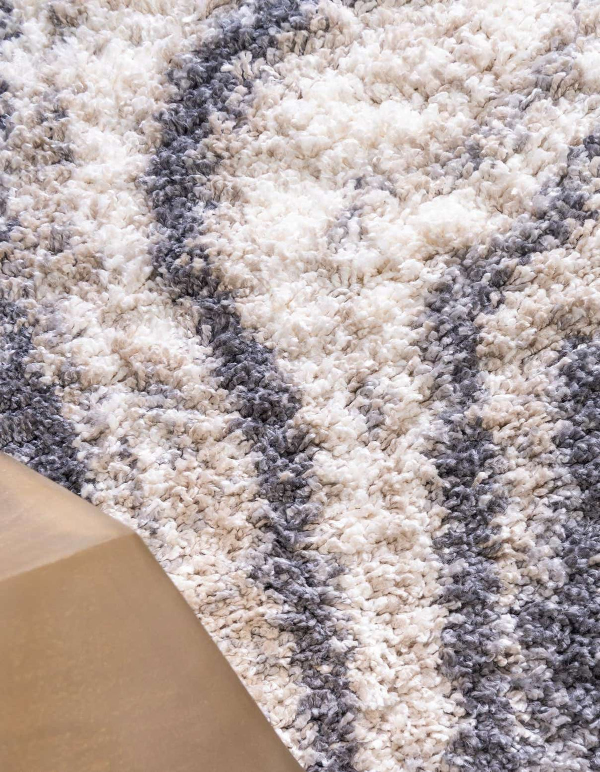 Läufer Hochflorteppich Lagom Shag in Grau von Hadorn™ - Lifestyle Image