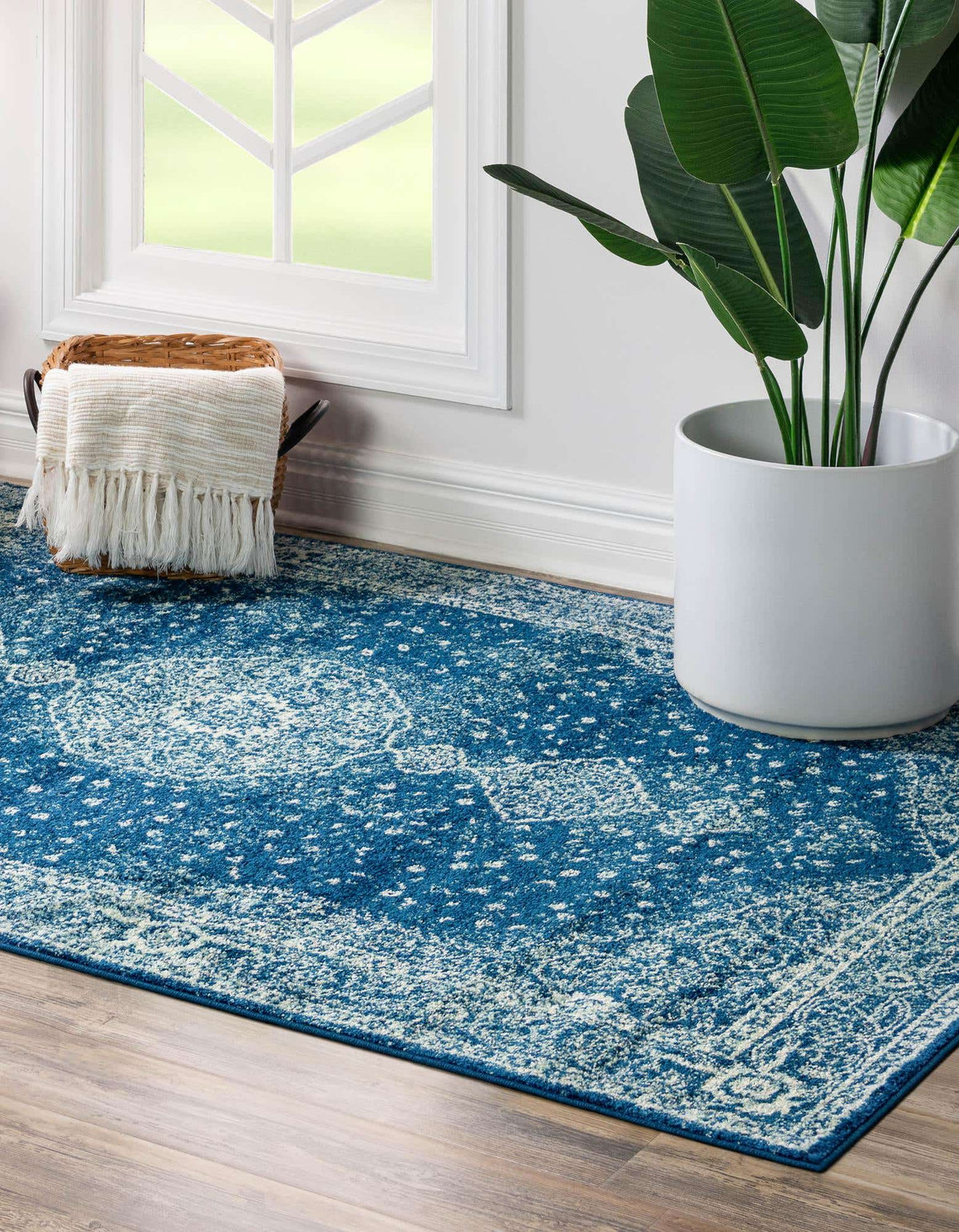 Rechteck Teppich Bexley in Blau von Hadorn™ - Lifestyle Image