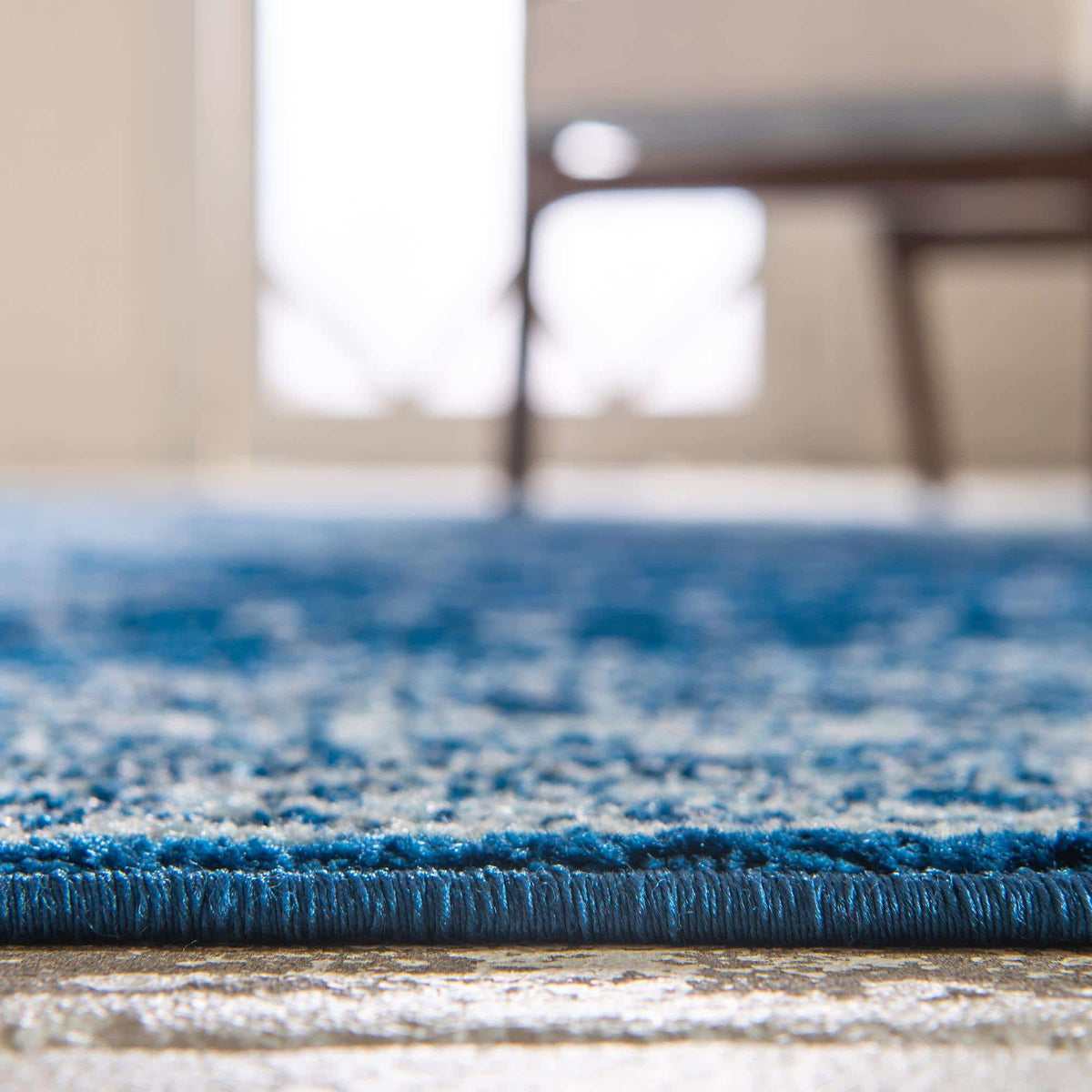 Rechteck Teppich Bexley in Blau von Hadorn™ - Lifestyle Image