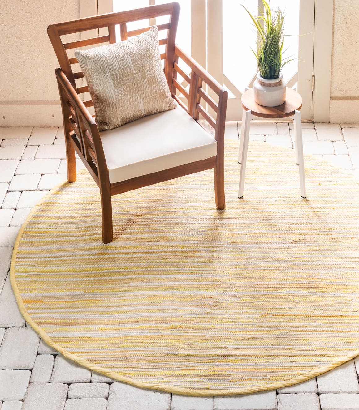 Rund Teppich Chindi Cotton in Gelb von Hadorn™ - Lifestyle Image