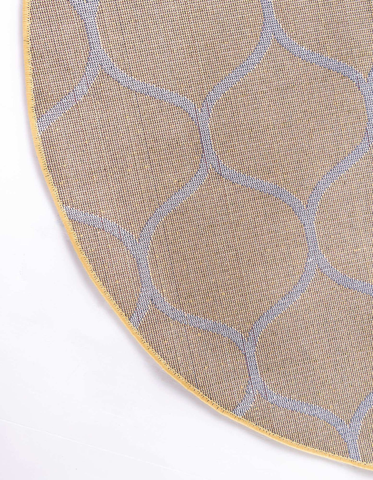 Rund Teppich Trellis Frieze in Gelb von Hadorn™ - Lifestyle Image