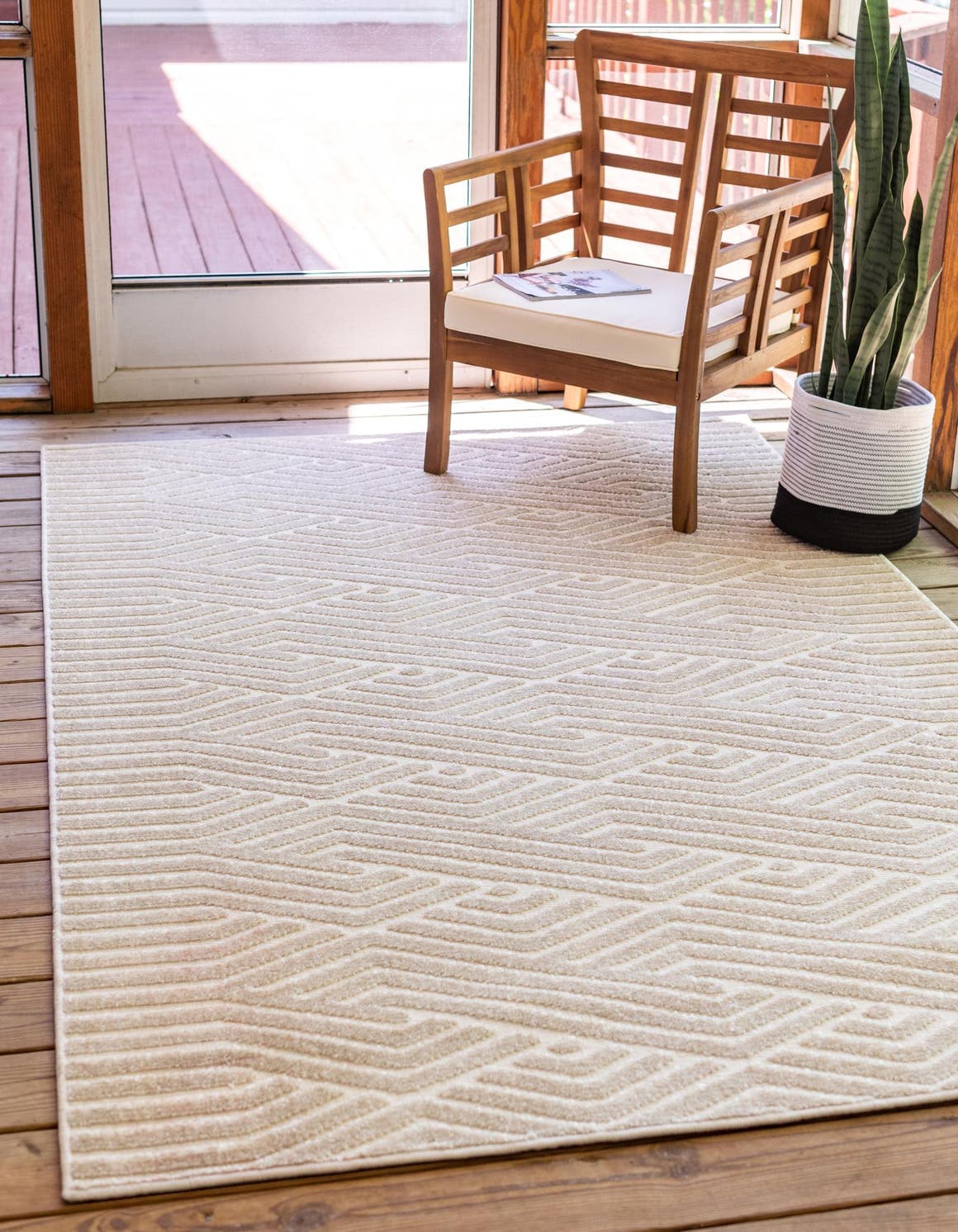Rechteck Outdoor Teppich Sabrina Soto Outdoor in Beige von Hadorn™ - Lifestyle Image