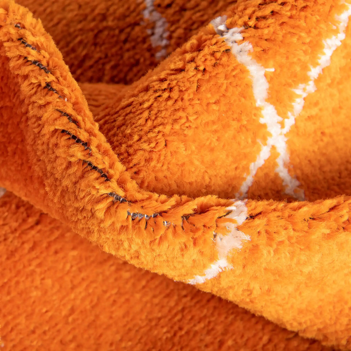 Rechteck Teppich Trellis Frieze in Orange von Hadorn™ - Lifestyle Image