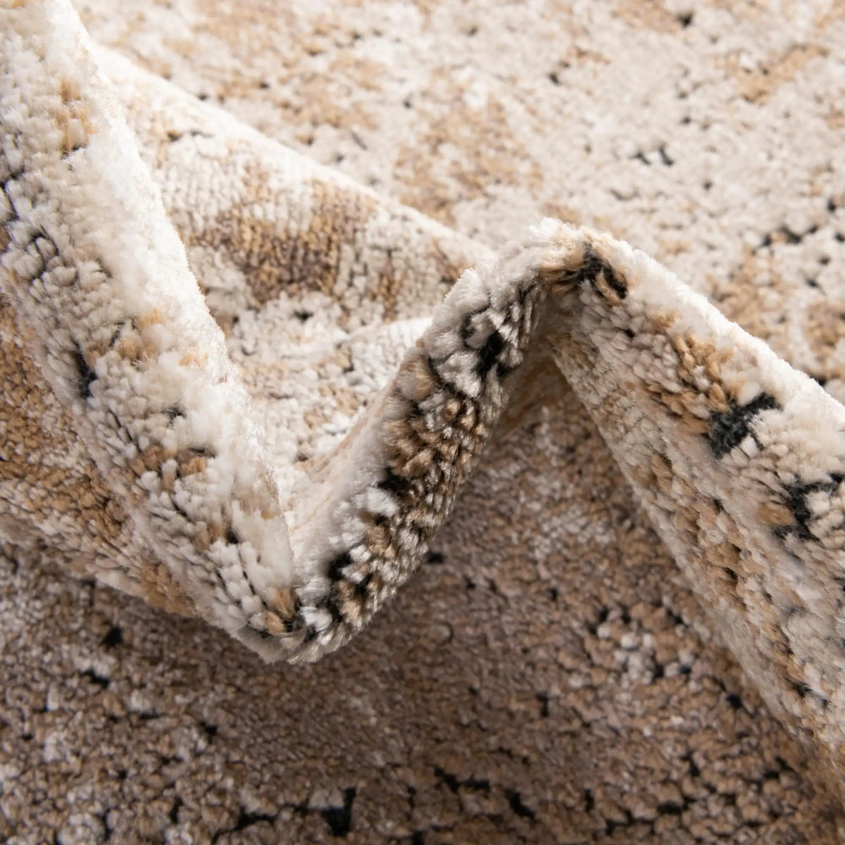 Rechteck Teppich Villa in Khaki von Hadorn™ - Lifestyle Image