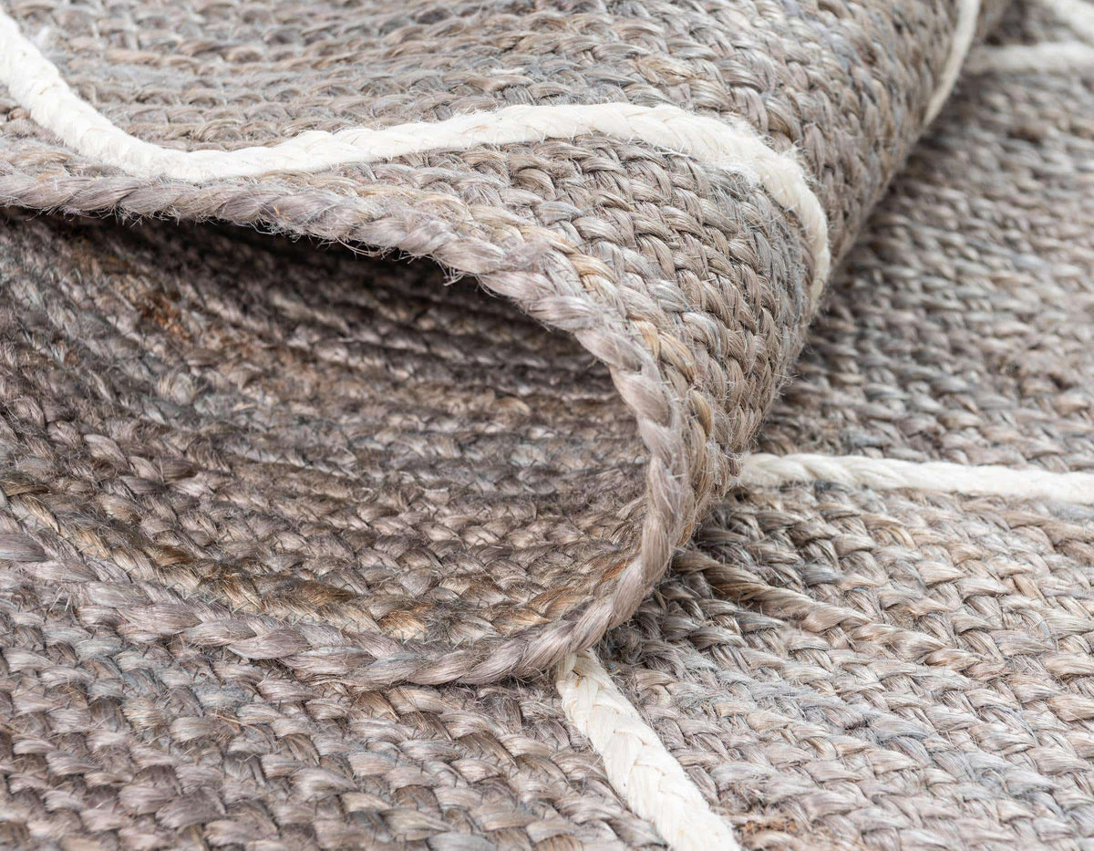 Rechteck Teppich Braided Jute in Grau von Hadorn™ - Lifestyle Image