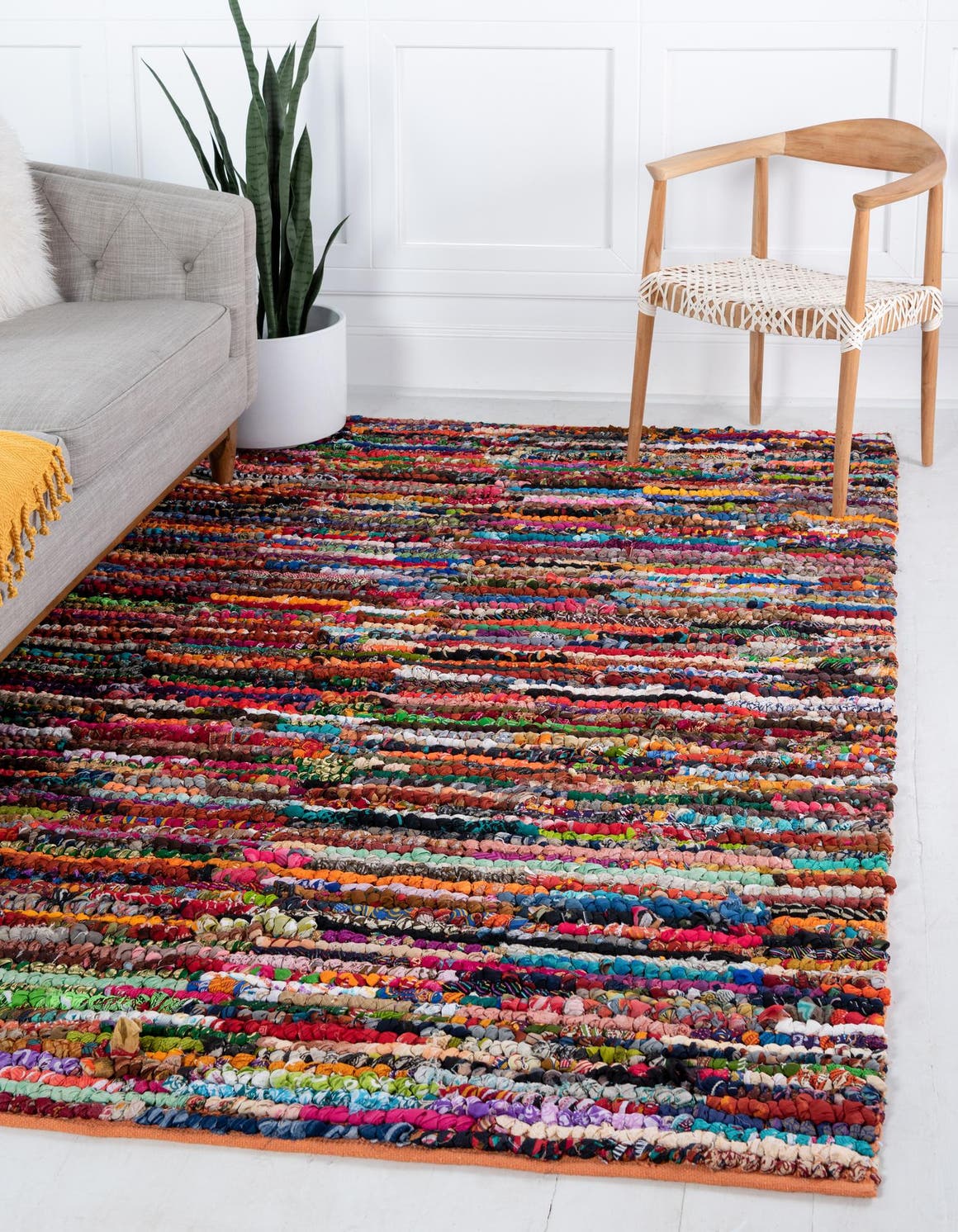 Rechteck Teppich Braided Chindi in Mehrfarbig von Hadorn™ - Lifestyle Image