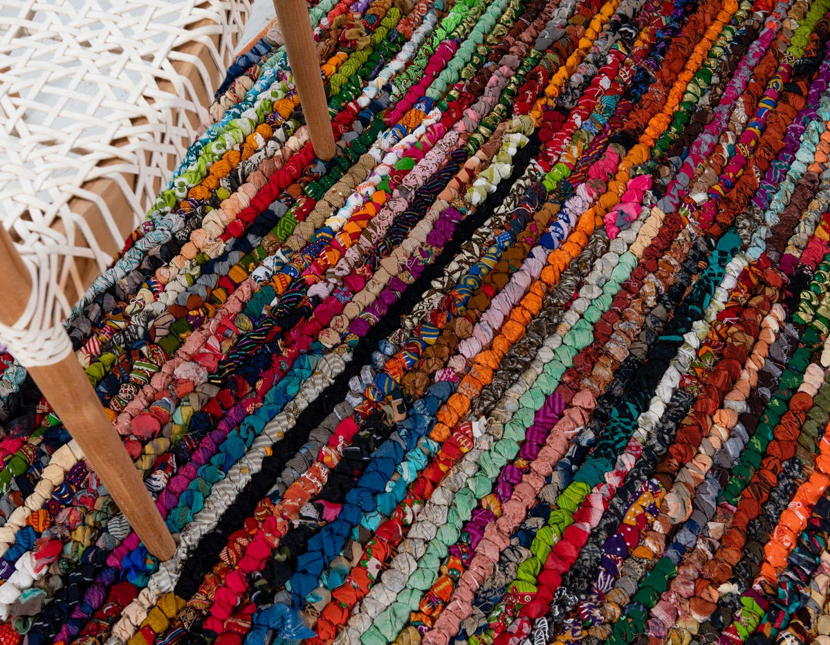 Rechteck Teppich Braided Chindi in Mehrfarbig von Hadorn™ - Lifestyle Image
