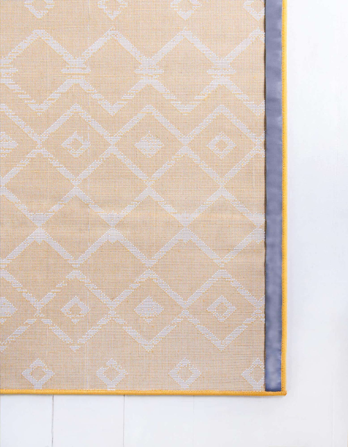 Rechteck Teppich Kasbah Trellis in Gelb von Hadorn™ - Lifestyle Image