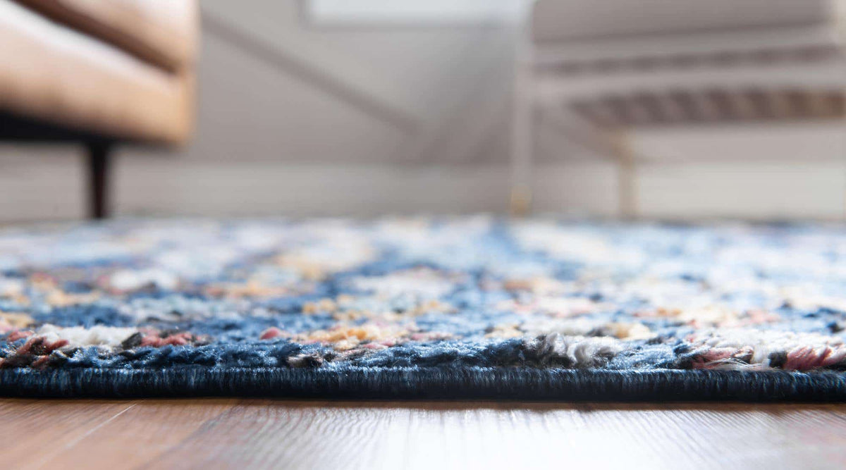 Rechteck Teppich Morocco in Marineblau von Hadorn™ - Lifestyle Image