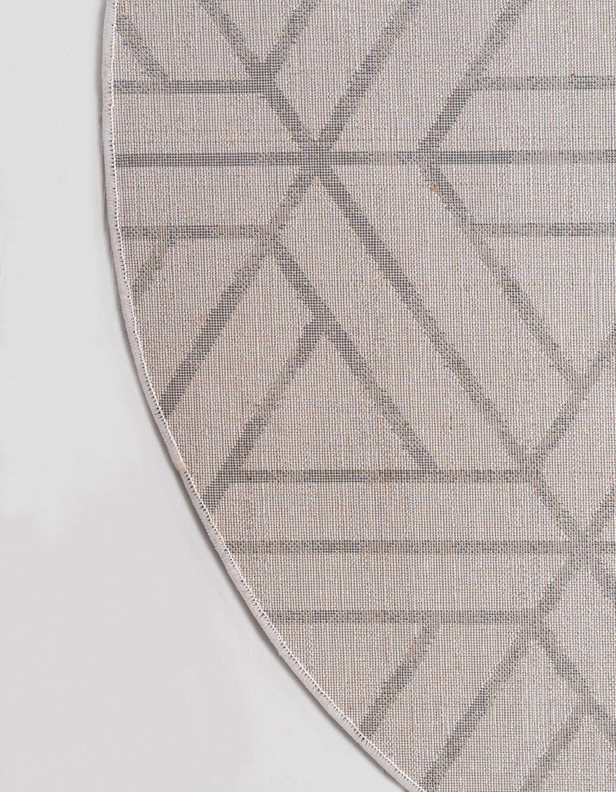 Rund Teppich Lattice Trellis in Weiss von Hadorn™ - Lifestyle Image