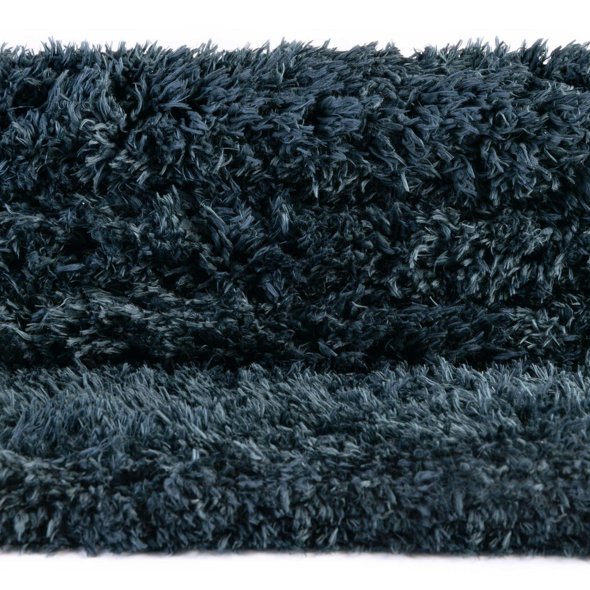 Rund Hochflorteppich Infinity Shag in Cobalt von Hadorn™ - Lifestyle Image
