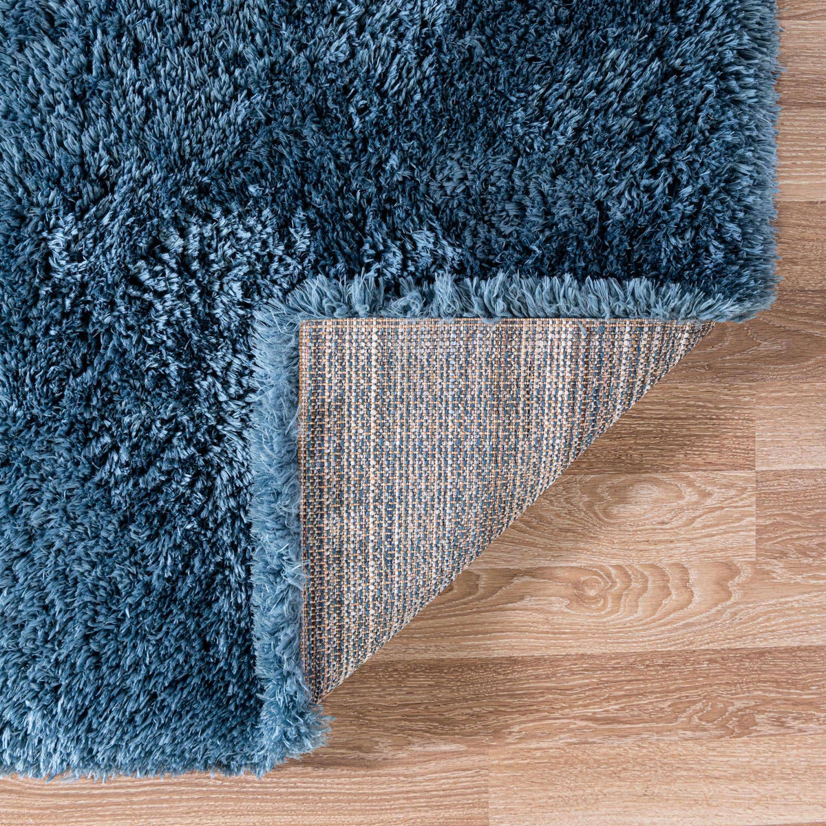 Quadratisch Hochflorteppich Infinity Shag in Aegean Blau von Hadorn™ - Lifestyle Image
