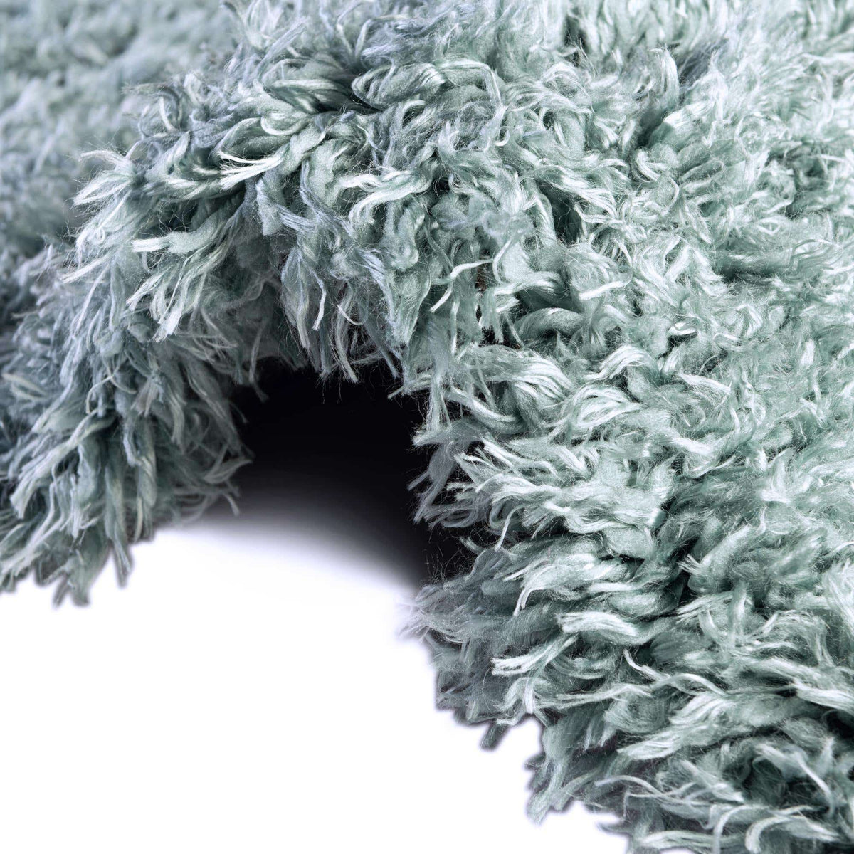 Rund Hochflorteppich Infinity Shag in Schieferblau von Hadorn™ - Lifestyle Image