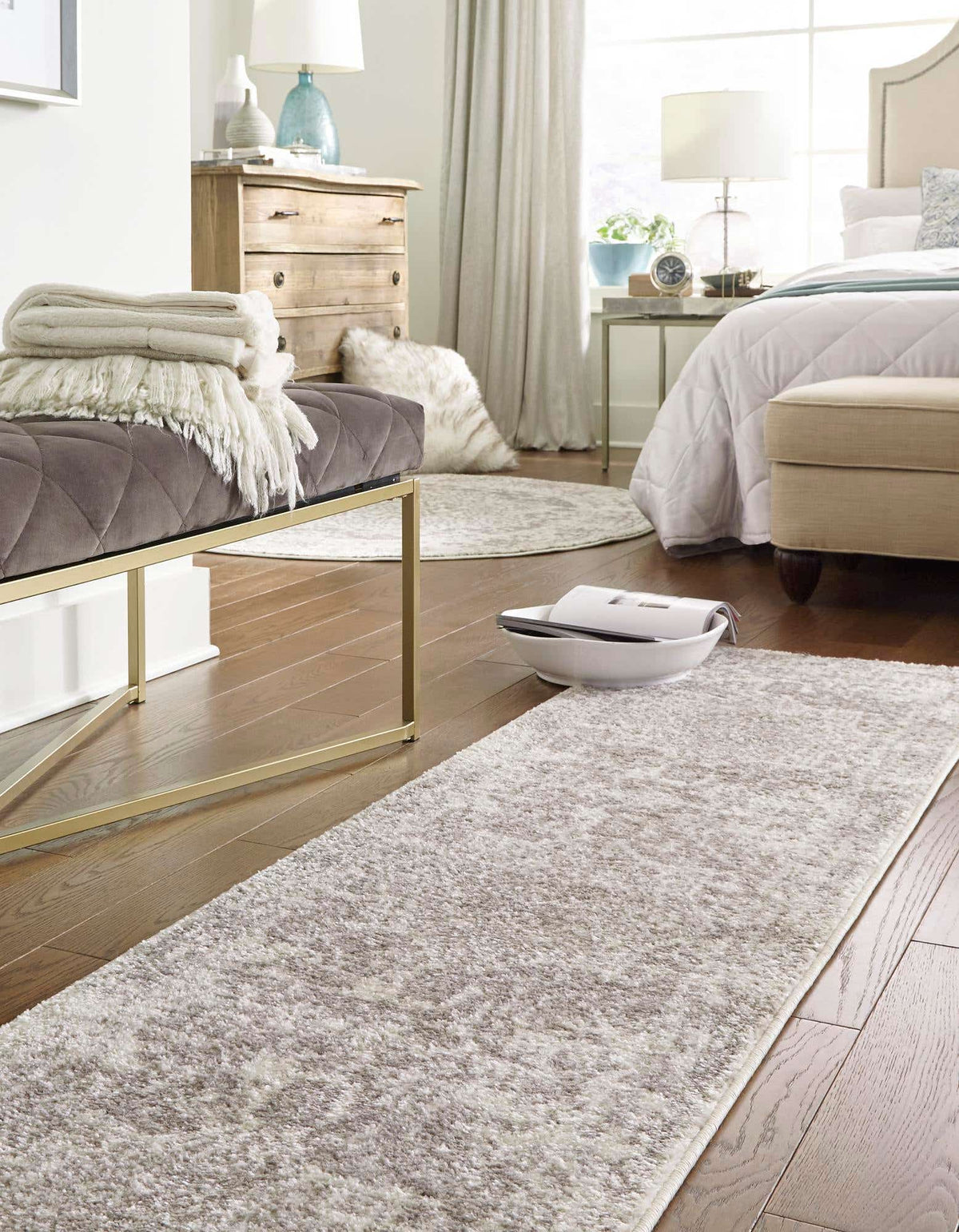 Läufer Teppich Arlington in Weiss von Hadorn™ - Lifestyle Image