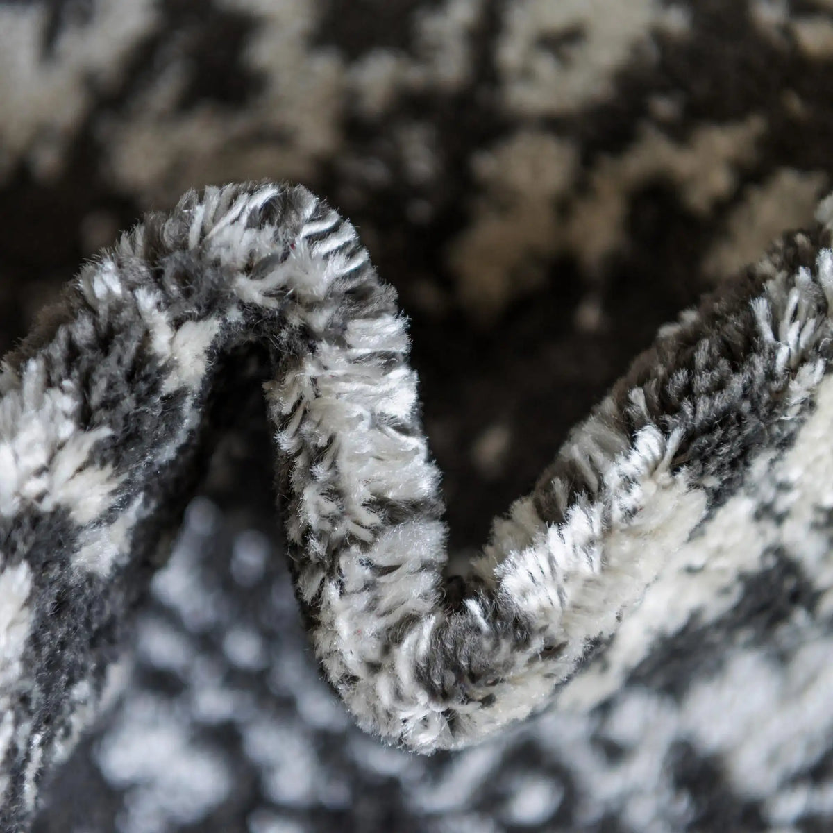 Rechteck Teppich Arlington in Dunkelgrau von Hadorn™ - Lifestyle Image