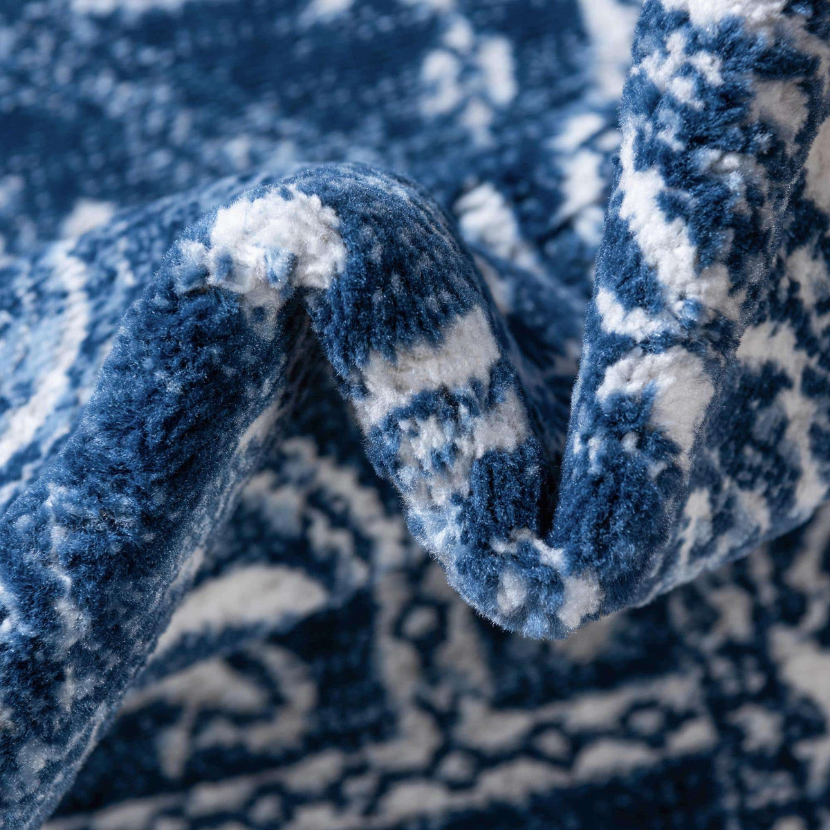 Läufer Teppich Boston in Blau von Hadorn™ - Lifestyle Image