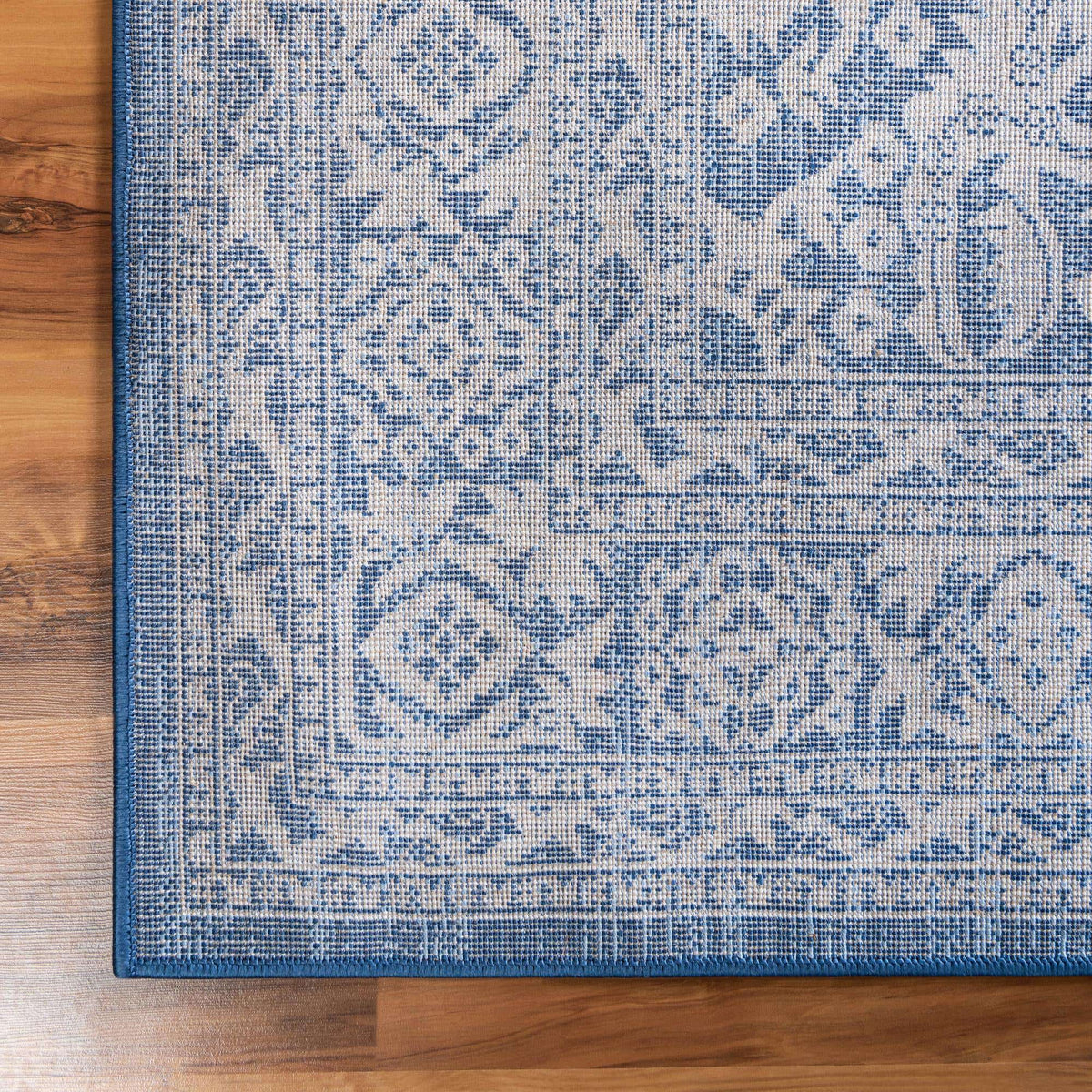 Läufer Teppich Boston in Blau von Hadorn™ - Lifestyle Image
