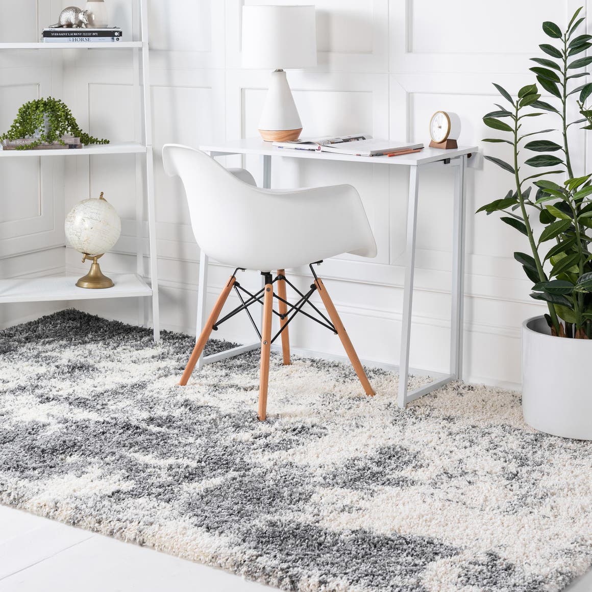 Rechteck Hochflorteppich Soft Touch Shag in Rauchgrau von Hadorn™ - Lifestyle Image