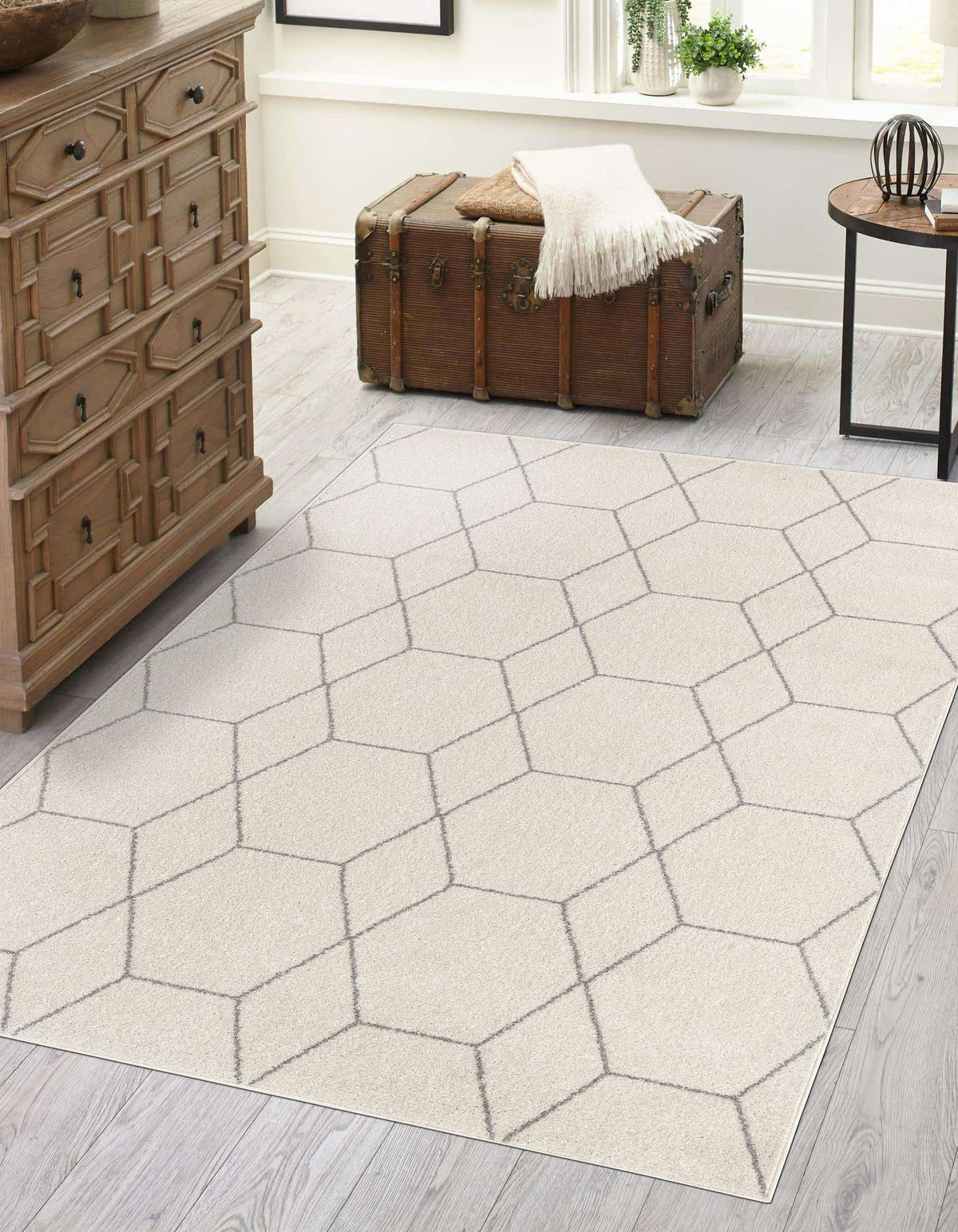 Rechteck Teppich Trellis Frieze in Elfenbein von Hadorn™ - Lifestyle Image