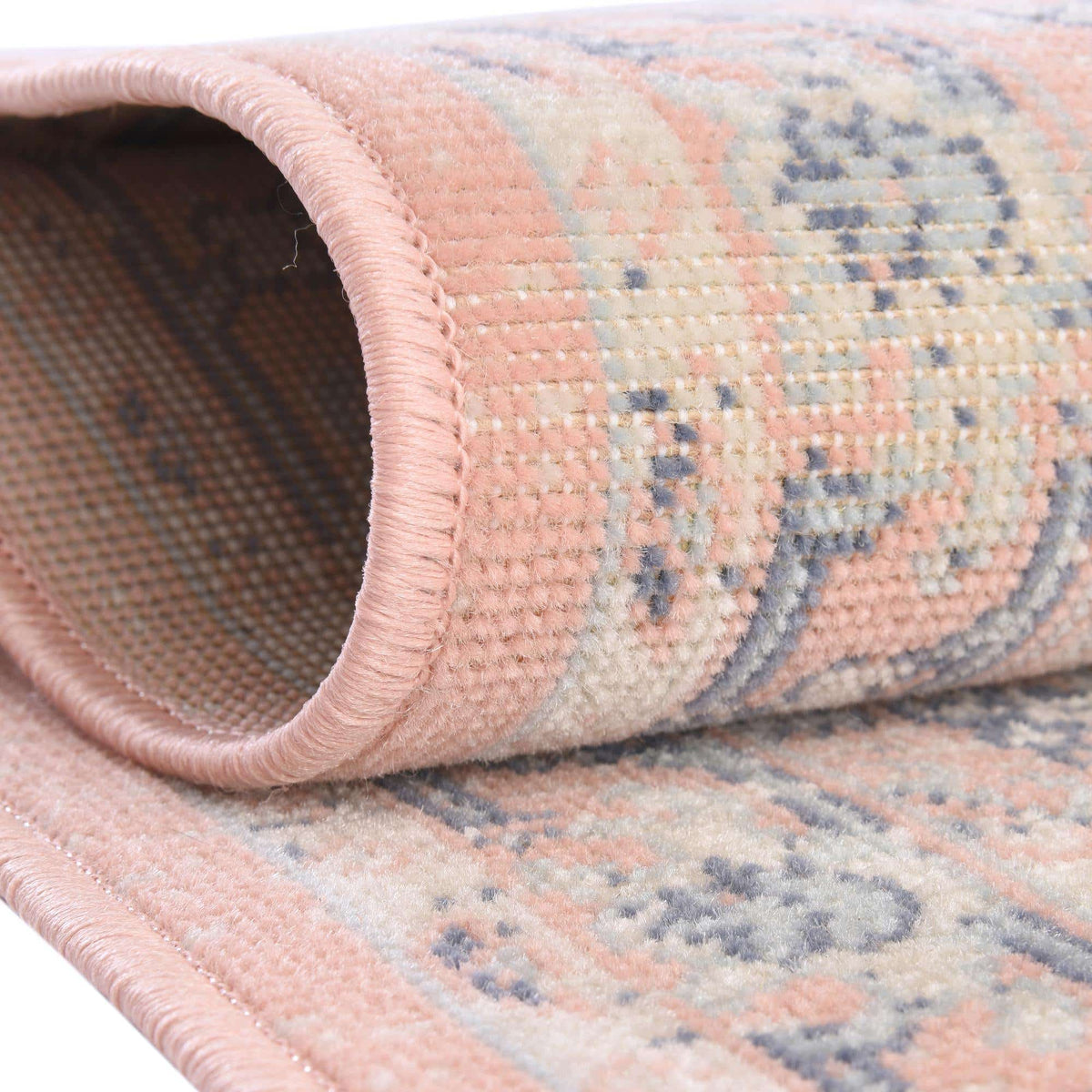 Rechteck Teppich Whitney in Powder Rosa von Hadorn™ - Lifestyle Image