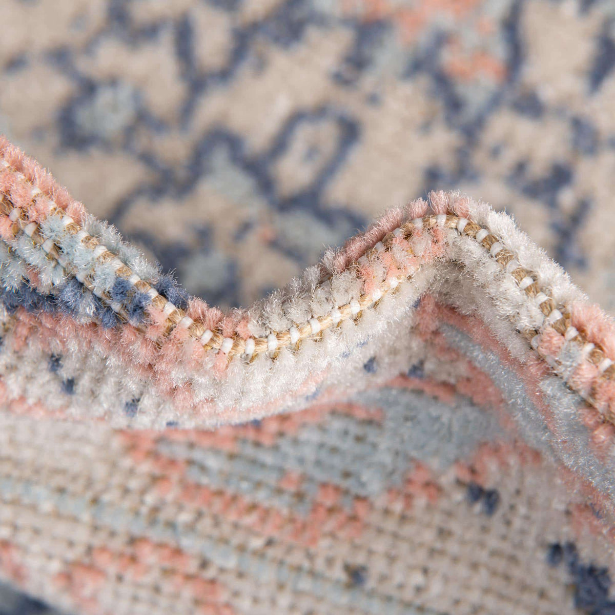 Rechteck Teppich Whitney in Powder Rosa von Hadorn™ - Lifestyle Image