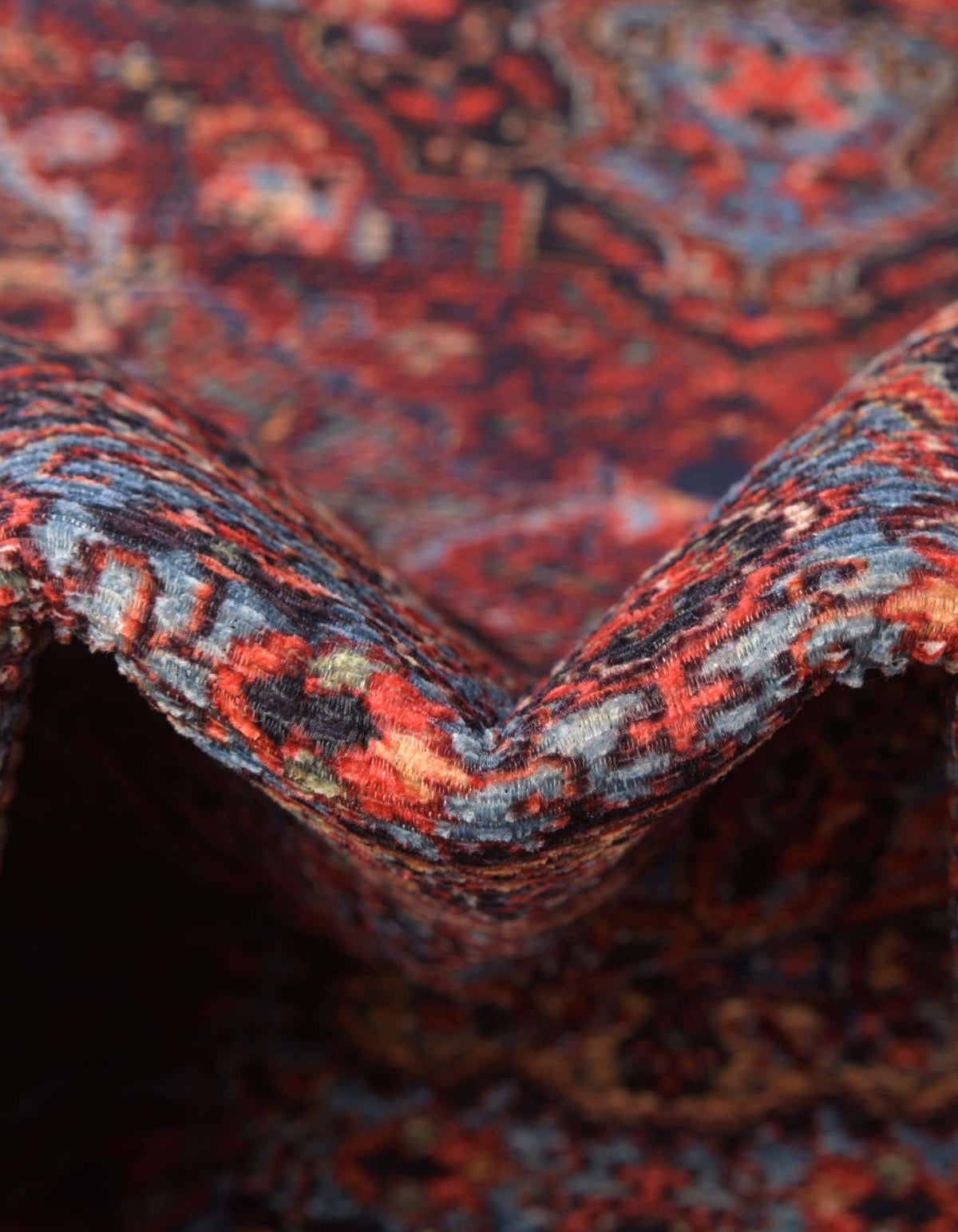 Quadratisch Teppich Timeless in Rot von Hadorn™ - Lifestyle Image
