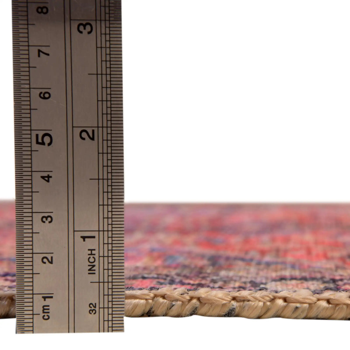 Quadratisch Teppich Timeless in Rot von Hadorn™ - Lifestyle Image