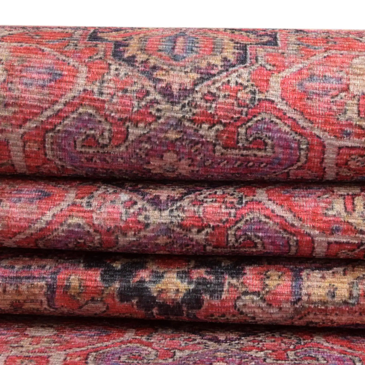 Quadratisch Teppich Timeless in Rot von Hadorn™ - Lifestyle Image