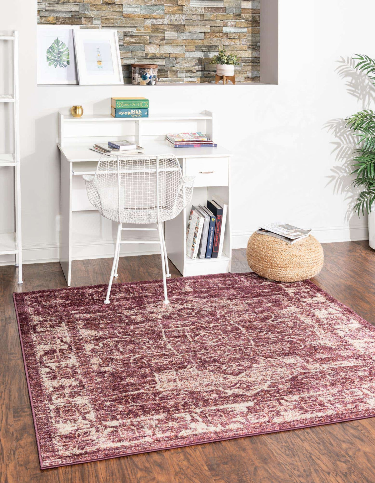 Quadratisch Teppich Isabella in Lila von Hadorn™ - Lifestyle Image