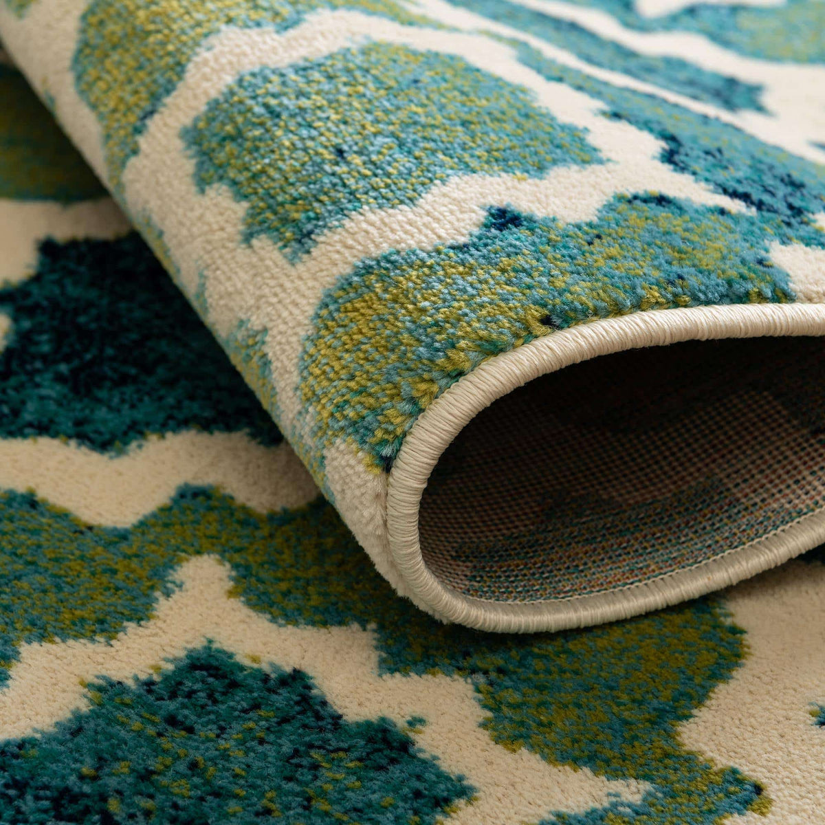 Rechteck Teppich Azalea in Blau von Hadorn™ - Lifestyle Image